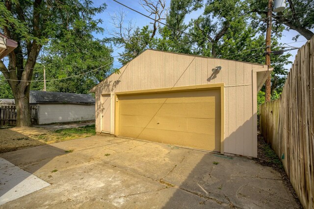 7622 Sherman Dr, Omaha, NE 68134 - view of detached garage