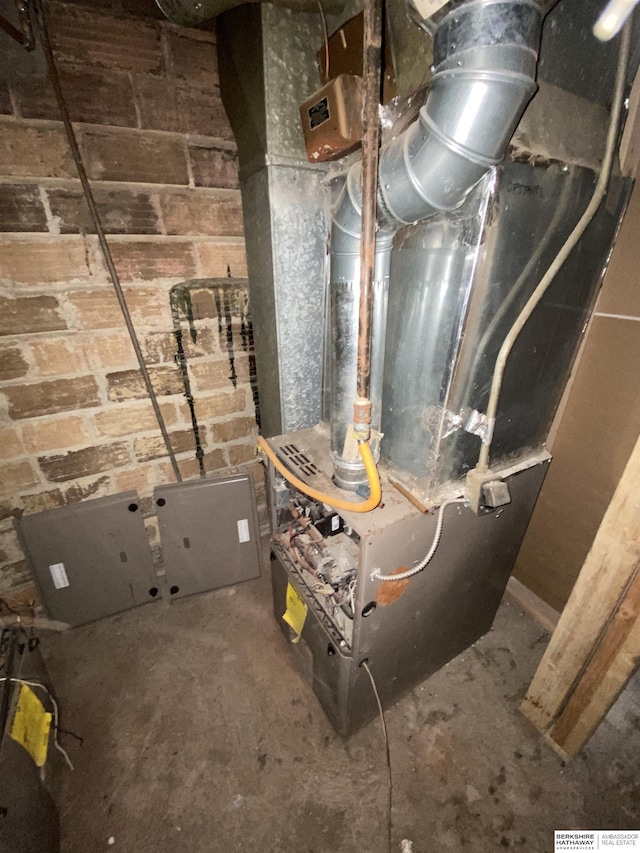 1322 Franklin St, Bellevue, NE 68005 - view of utilities
