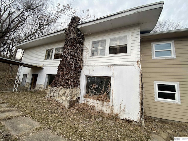 1322 Franklin St, Bellevue, NE 68005 - view of side of home