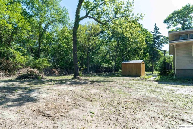 1621 Ridge Rd Lot B, Lot B, Fremont, NE 68025 - view of yard with a shed