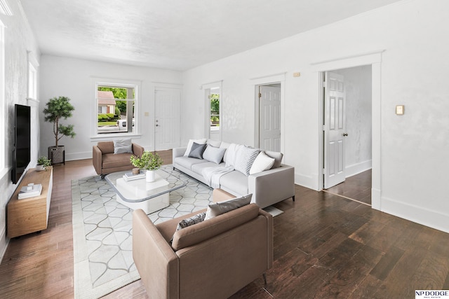2738 Browne St, Omaha, NE 68111 - living room featuring wood finished floors and baseboards