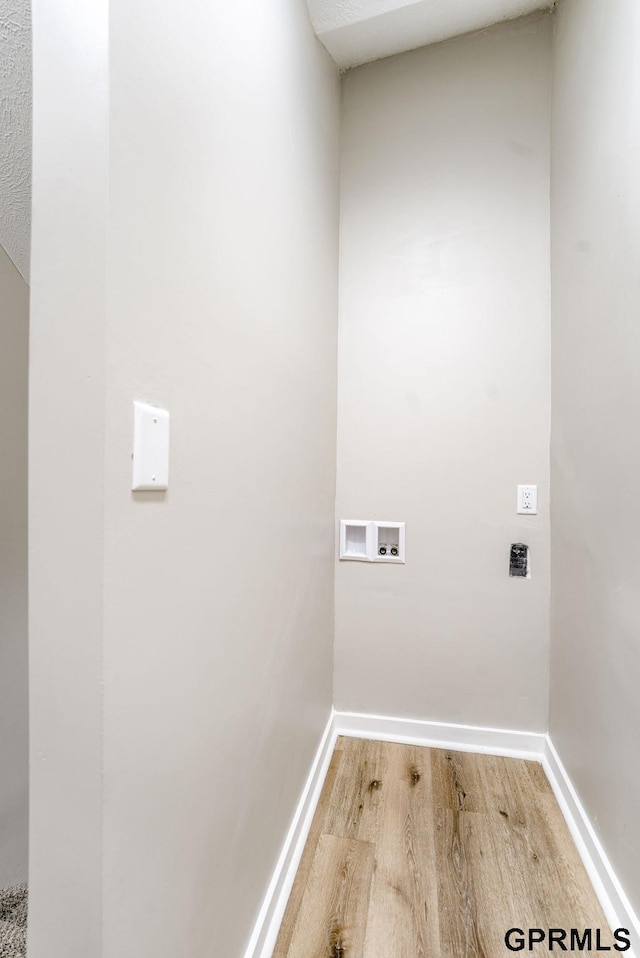 2551 Meredith Ave, Omaha, NE 68111 - laundry room featuring light wood finished floors and hookup for a washing machine