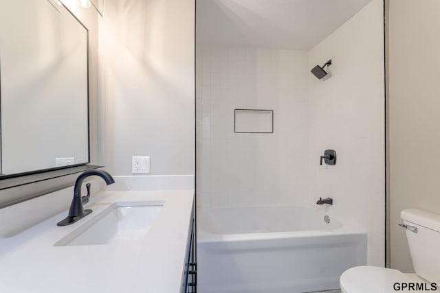 2551 Meredith Ave, Omaha, NE 68111 - bathroom with vanity and tub / shower combination