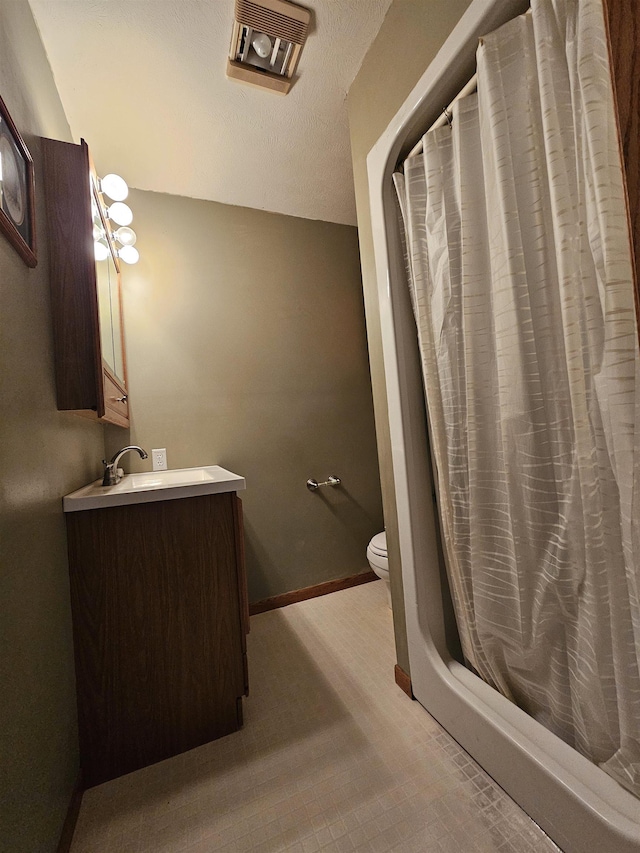 607 4th St, Edgar, NE 68935 - bathroom featuring vanity and a shower with curtain