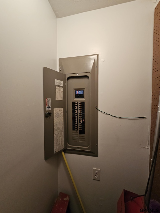 607 4th St, Edgar, NE 68935 - detailed view of electric panel