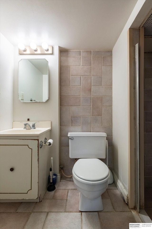 1805 Collins Dr, Bellevue, NE 68005 - bathroom featuring vanity and toilet