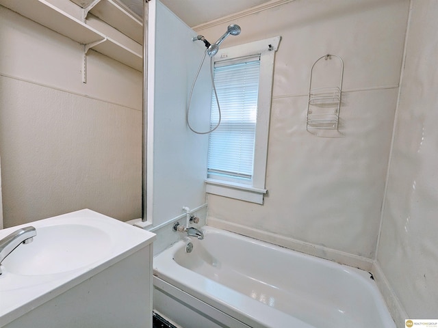 2715 S 15th St, Omaha, NE 68108 - bathroom featuring a bath and vanity