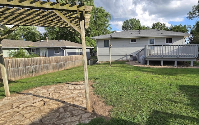 7512 Susan Ave S, La Vista, NE 68128 - view of yard with a deck and a pergola