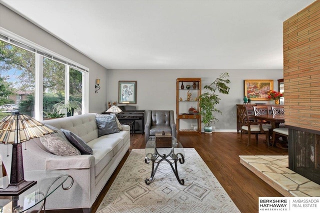 247 N 117th Ave, Omaha, NE 68154 - living room with wood finished floors and baseboards