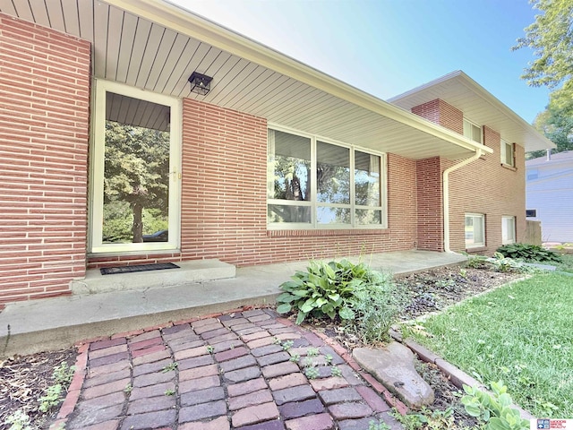 1254 N 8th St, Seward, NE 68434 - entrance to property with brick siding