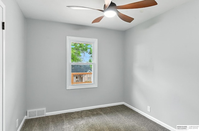 3080 S 48th St, Omaha, NE 68106 - unfurnished room with carpet and a ceiling fan