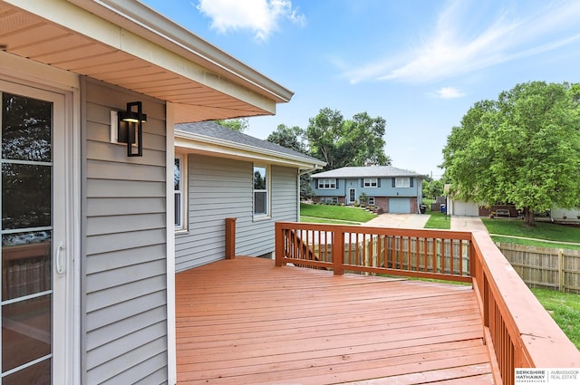 3080 S 48th St, Omaha, NE 68106 - view of deck