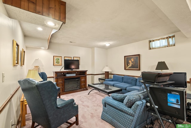 411 Hillside Ave, Yutan, NE 68073 - living room with recessed lighting