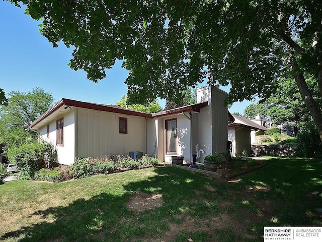 1502 Sunshine Blvd, Bellevue, NE 68123 - view of front of house featuring a front yard