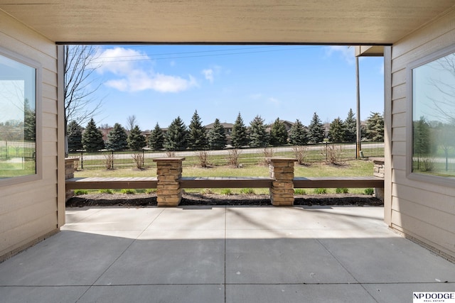 1320 S 190th Plz, Omaha, NE 68130 - view of sunroom