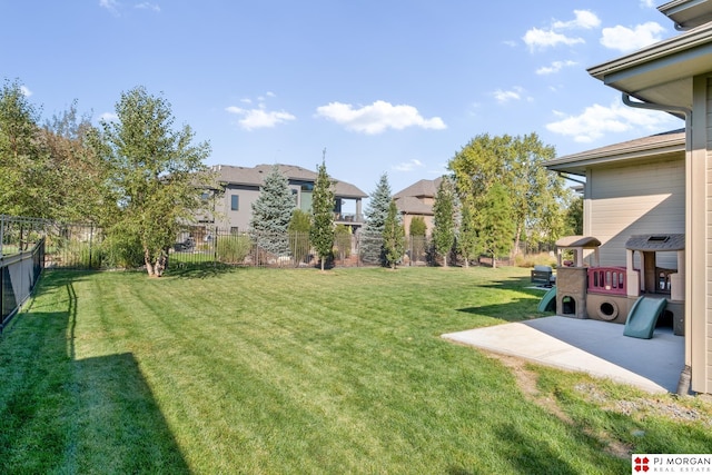 21034 X St, Omaha, NE 68022 - fenced backyard featuring a patio and a residential view