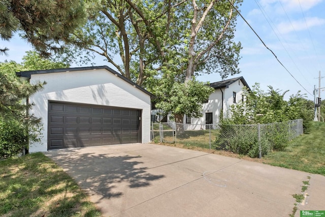 2330 S 90th St, Omaha, NE 68124 - view of front facade with a detached garage