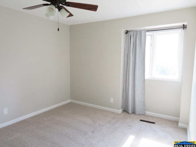933 N 150th St, Omaha, NE 68154 - unfurnished room with ceiling fan and carpet flooring