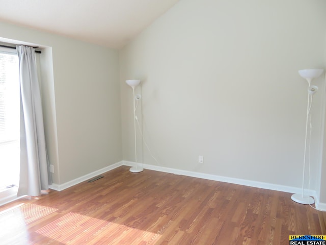 933 N 150th St, Omaha, NE 68154 - unfurnished room featuring wood finished floors