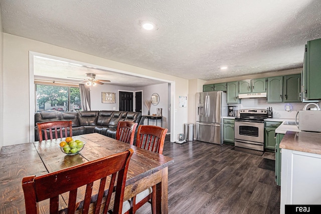 549 Washtington St, Carson, IA 51525 - dining room with dark wood finished floors, a textured ceiling, a ceiling fan, and recessed lighting
