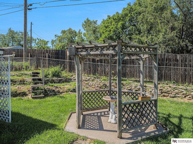 9418 Meredith Ave, Omaha, NE 68134 - view of fenced backyard
