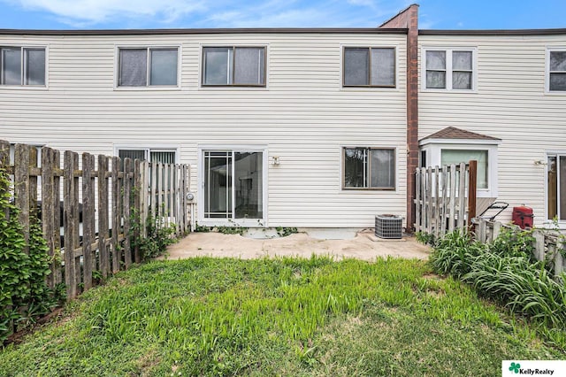13229 Glenn St, Omaha, NE 68138 - back of property with a fenced backyard