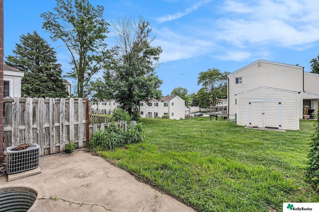 13229 Glenn St, Omaha, NE 68138 - view of yard featuring a shed