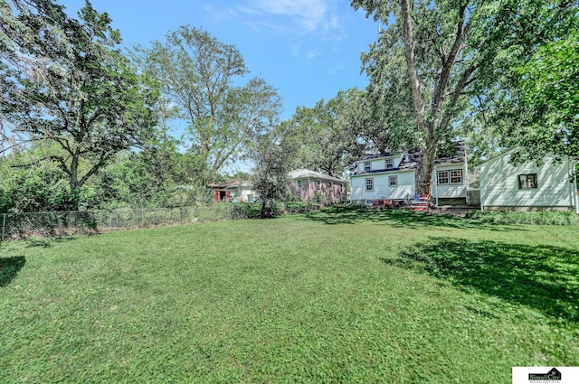 4415 S St, Lincoln, NE 68506 - view of yard