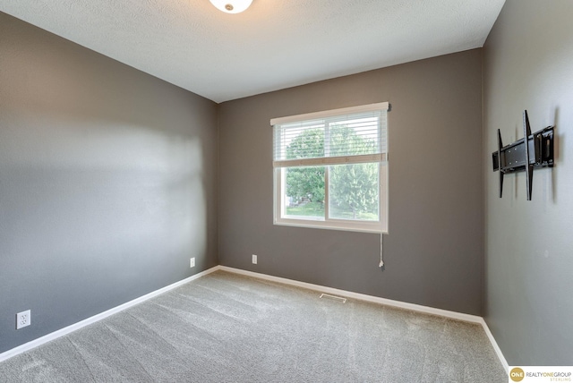 18653 Borman St, Omaha, NE 68135 - carpeted spare room with baseboards