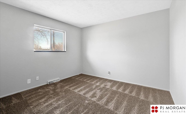 14030 Orchard Ave, Omaha, NE 68137 - empty room with carpet flooring and baseboards