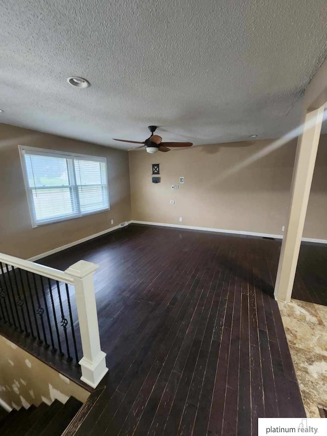 5020 N 106th St, Omaha, NE 68134 - unfurnished room with hardwood / wood-style floors, a ceiling fan, and a textured ceiling