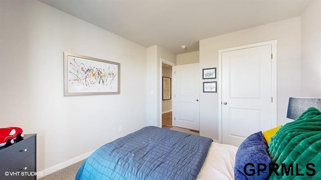 11470 Port Royal Dr, Papillion, NE 68046 - carpeted bedroom with baseboards
