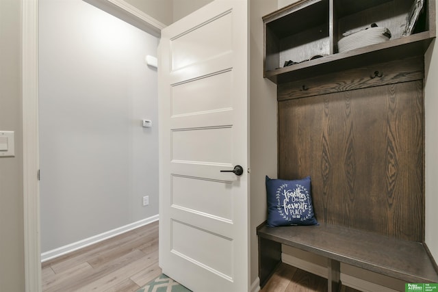 5017 N 209th St, Elkhorn, NE 68022 - mudroom featuring light wood-style flooring and baseboards