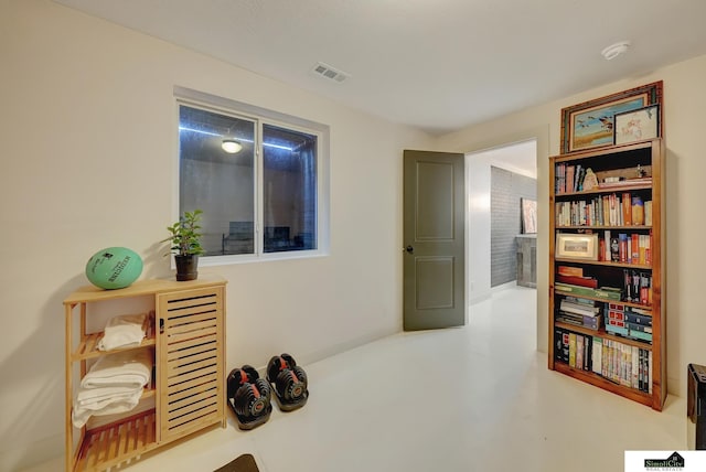 1015 Ridge Rd, Hickman, NE 68372 - view of corridor