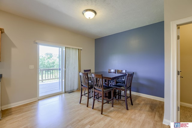 1215 Turtle Creek Rd, Lincoln, NE 68521 - dining area featuring light wood-style flooring