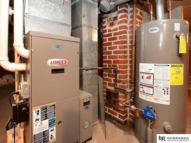 95 S Irving St, Fremont, NE 68025 - utility room with gas water heater