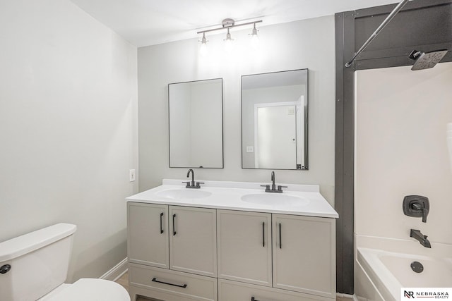 1409 Nelson Ln, Fremont, NE 68025 - full bath featuring double vanity and shower / bathtub combination
