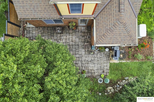 6024 Poppleton Ave, Omaha, NE 68106 - aerial view of property and surrounding area