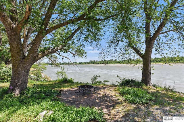 2618 Platte River Dr, Bellevue, NE 68123 - water view featuring an outdoor fire pit