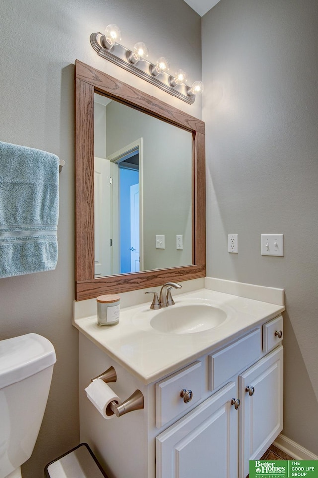 1608 Old Gaelic St, Bellevue, NE 68123 - bathroom with vanity and toilet