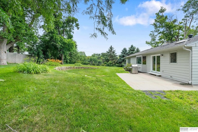 1133 S 96th St, Omaha, NE 68124 - view of yard with a patio