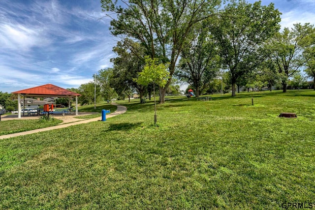 4509 Ridgeway Rd, Omaha, NE 68134 - view of home's community with a gazebo and a yard