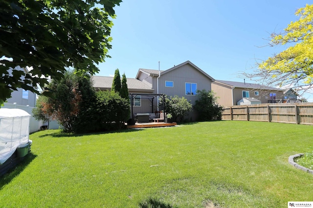 13719 S 43rd Ave, Bellevue, NE 68123 - view of yard featuring a wooden deck