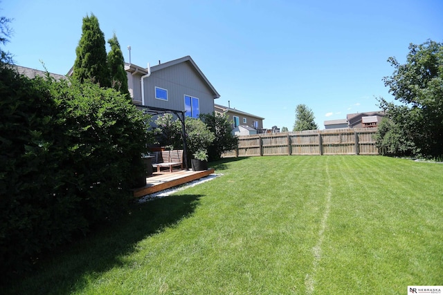 13719 S 43rd Ave, Bellevue, NE 68123 - fenced backyard with a wooden deck