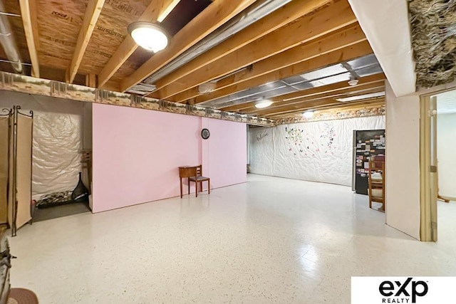 2611 N 189th St, Elkhorn, NE 68022 - view of below grade area