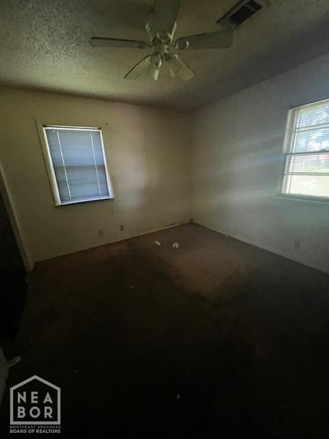 1508 N Easy St, Jonesboro, AR 72401 - unfurnished room with ceiling fan