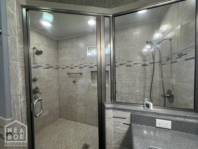 700 11th St, Corning, AR 72422 - full bath with crown molding and a shower stall
