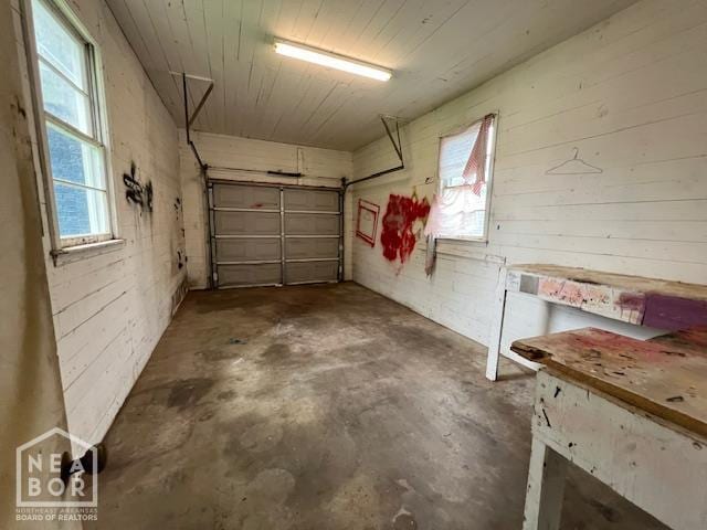 304 S 11th Ave S, Paragould, AR 72450 - view of garage