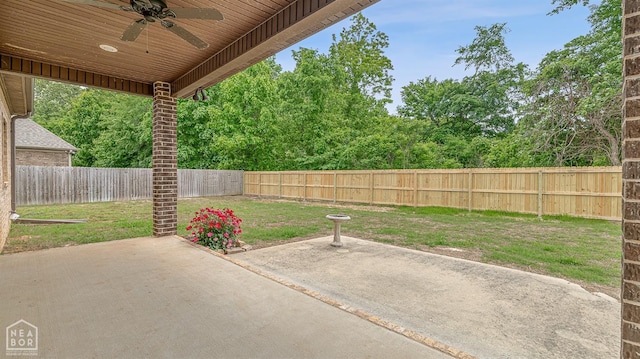 719 Smithfield Dr, Jonesboro, AR 72401 - view of patio / terrace featuring a ceiling fan