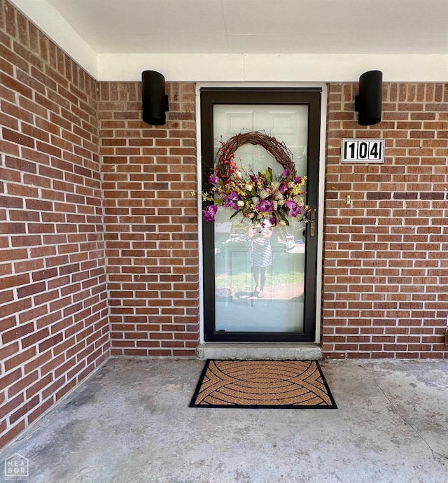 104 N Hunter Ln N, Jonesboro, AR 72405 - property entrance with brick siding